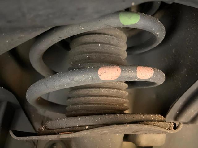 セレナ ハイウェイスターＶ　禁煙車　ディスプレイオーディオ　両側電動スライドドア　フリップダウンモニター　全周囲カメラ　プロパイロット　ブラインドスポットモニター　レーダークルーズ　ＬＥＤヘッド　ドラレコ　ＥＴＣ（20枚目）