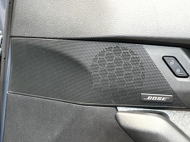 �y�a�n�r�d�T�E���h�V�X�e���z���[�J�[�I�v�V�����̍��i�ʃT�E���h�V�X�e���𓋍ځB��p�̃`���[�j���O���{���ꂽ�召�l�X�ȃX�s�[�J�[����ǎ��ȃT�E���h���t�ł��A�Տꊴ���ӂ�鉹����Ԃ����o���܂��B