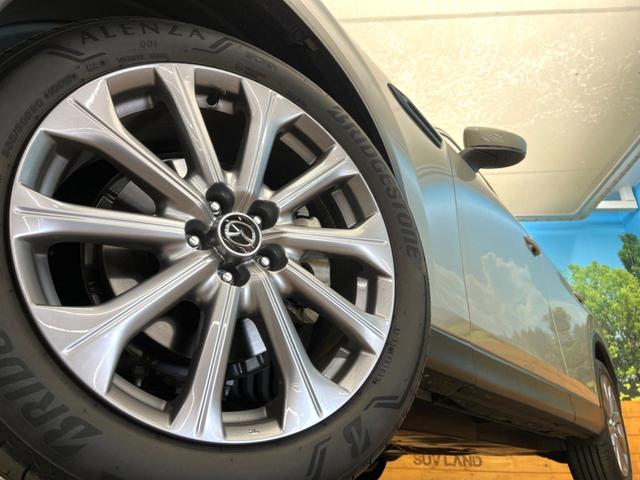 ＣＸ－６０ ２５Ｓ　エクスクルーシブモード　禁煙車　サンルーフ　全周囲カメラ　ＢＯＳＥサウンド　スマートブレーキサポート　レーダークルーズ　電動リアゲート　レザーシート　全席シートヒーター　前席シートエアコン　ドラレコ　コーナーセンサー（13枚目）