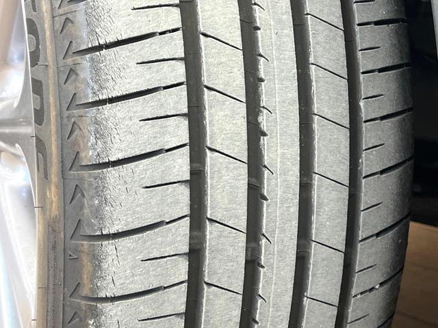 ＣＸ－６０ ２５Ｓ　エクスクルーシブモード　禁煙車　サンルーフ　全周囲カメラ　ＢＯＳＥサウンド　スマートブレーキサポート　レーダークルーズ　電動リアゲート　レザーシート　全席シートヒーター　前席シートエアコン　ドラレコ　コーナーセンサー（27枚目）