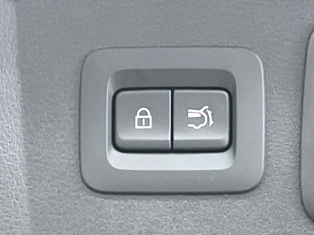 ＣＸ－６０ ２５Ｓ　エクスクルーシブモード　禁煙車　サンルーフ　全周囲カメラ　ＢＯＳＥサウンド　スマートブレーキサポート　レーダークルーズ　電動リアゲート　レザーシート　全席シートヒーター　前席シートエアコン　ドラレコ　コーナーセンサー（37枚目）