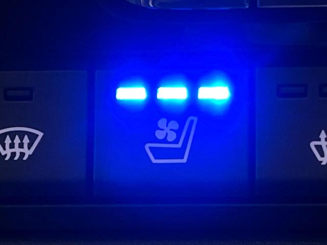 ＣＸ－６０ ２５Ｓ　エクスクルーシブモード　禁煙車　サンルーフ　全周囲カメラ　ＢＯＳＥサウンド　スマートブレーキサポート　レーダークルーズ　電動リアゲート　レザーシート　全席シートヒーター　前席シートエアコン　ドラレコ　コーナーセンサー（70枚目）