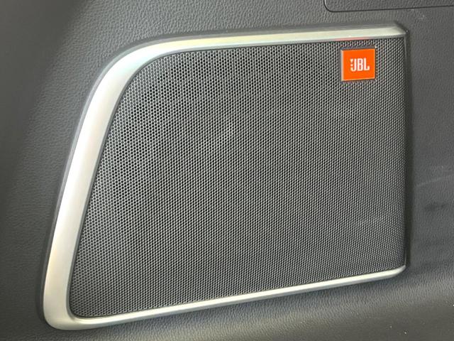 ハリアーハイブリッド Ｚ　レザーパッケージ　禁煙車　フルエアロ　サンルーフ　１２．３インチディスプレイオーディオ　ＪＢＬサウンド　全周囲カメラ　トヨタセーフティ　レーダークルーズ　電動リアゲート　レザーシート　前席シートエアコン　ドラレコ（7枚目）