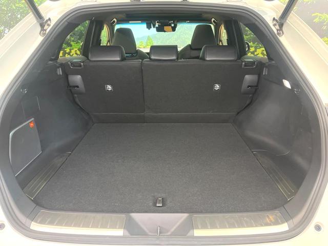 ハリアーハイブリッド Ｚ　レザーパッケージ　禁煙車　フルエアロ　サンルーフ　１２．３インチディスプレイオーディオ　ＪＢＬサウンド　全周囲カメラ　トヨタセーフティ　レーダークルーズ　電動リアゲート　レザーシート　前席シートエアコン　ドラレコ（41枚目）