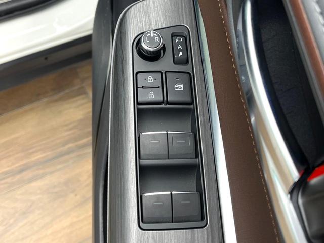 ハリアーハイブリッド Ｚ　レザーパッケージ　禁煙車　フルエアロ　サンルーフ　１２．３インチディスプレイオーディオ　ＪＢＬサウンド　全周囲カメラ　トヨタセーフティ　レーダークルーズ　電動リアゲート　レザーシート　前席シートエアコン　ドラレコ（48枚目）