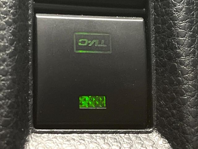 ハリアーハイブリッド Ｚ　レザーパッケージ　禁煙車　フルエアロ　サンルーフ　１２．３インチディスプレイオーディオ　ＪＢＬサウンド　全周囲カメラ　トヨタセーフティ　レーダークルーズ　電動リアゲート　レザーシート　前席シートエアコン　ドラレコ（61枚目）