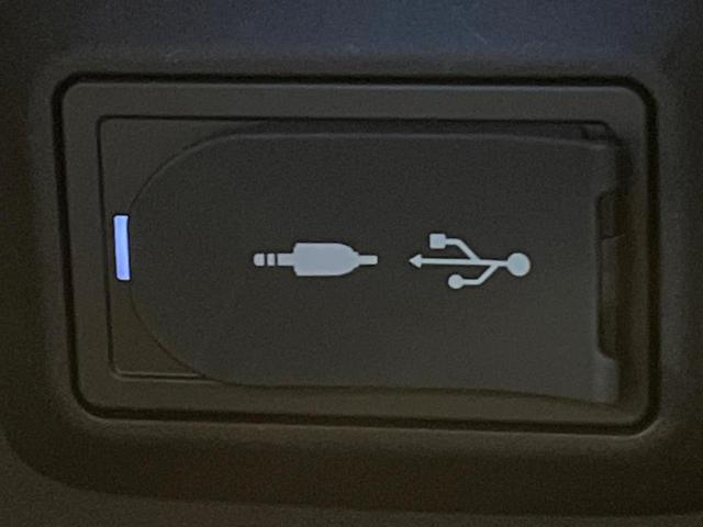 ハリアーハイブリッド Ｚ　レザーパッケージ　禁煙車　フルエアロ　サンルーフ　１２．３インチディスプレイオーディオ　ＪＢＬサウンド　全周囲カメラ　トヨタセーフティ　レーダークルーズ　電動リアゲート　レザーシート　前席シートエアコン　ドラレコ（69枚目）