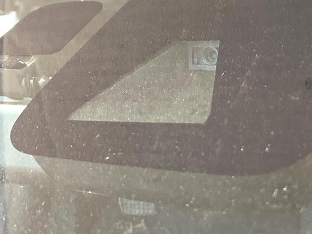 ハイラックス Ｚ　ＧＲスポーツ　禁煙車　９インチディスプレイオーディオ　全周囲カメラ　４ＷＤ　ディーゼル（軽油）　ターボ　プリクラッシュセーフティ　レーダークルーズ　ＬＥＤヘッド　ＥＴＣ　ドラレコ　パドルシフト　純正１８インチアルミ（5枚目）