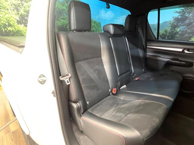 ハイラックス Ｚ　ＧＲスポーツ　禁煙車　９インチディスプレイオーディオ　全周囲カメラ　４ＷＤ　ディーゼル（軽油）　ターボ　プリクラッシュセーフティ　レーダークルーズ　ＬＥＤヘッド　ＥＴＣ　ドラレコ　パドルシフト　純正１８インチアルミ（9枚目）