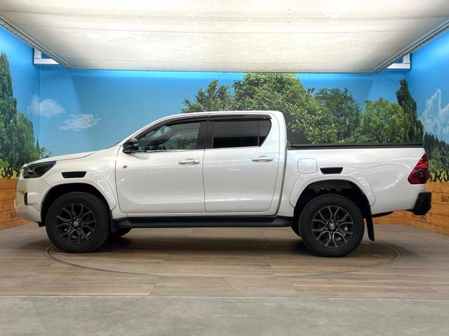 ハイラックス Ｚ　ＧＲスポーツ　禁煙車　９インチディスプレイオーディオ　全周囲カメラ　４ＷＤ　ディーゼル（軽油）　ターボ　プリクラッシュセーフティ　レーダークルーズ　ＬＥＤヘッド　ＥＴＣ　ドラレコ　パドルシフト　純正１８インチアルミ（25枚目）