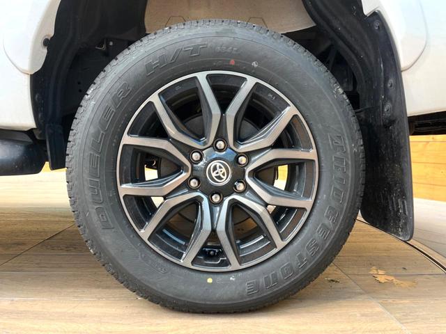 ハイラックス Ｚ　ＧＲスポーツ　禁煙車　９インチディスプレイオーディオ　全周囲カメラ　４ＷＤ　ディーゼル（軽油）　ターボ　プリクラッシュセーフティ　レーダークルーズ　ＬＥＤヘッド　ＥＴＣ　ドラレコ　パドルシフト　純正１８インチアルミ（28枚目）