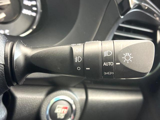 ハイラックス Ｚ　ＧＲスポーツ　禁煙車　９インチディスプレイオーディオ　全周囲カメラ　４ＷＤ　ディーゼル（軽油）　ターボ　プリクラッシュセーフティ　レーダークルーズ　ＬＥＤヘッド　ＥＴＣ　ドラレコ　パドルシフト　純正１８インチアルミ（44枚目）