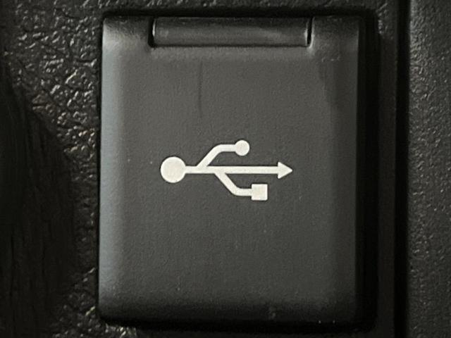 ハイラックス Ｚ　ＧＲスポーツ　禁煙車　９インチディスプレイオーディオ　全周囲カメラ　４ＷＤ　ディーゼル（軽油）　ターボ　プリクラッシュセーフティ　レーダークルーズ　ＬＥＤヘッド　ＥＴＣ　ドラレコ　パドルシフト　純正１８インチアルミ（55枚目）