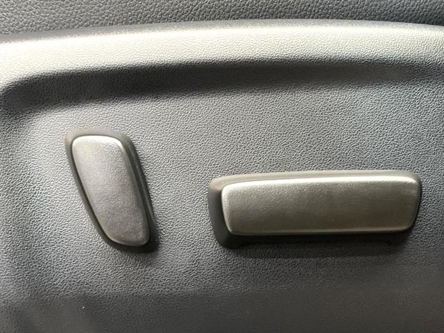 ハイラックス Ｚ　ＧＲスポーツ　禁煙車　９インチディスプレイオーディオ　全周囲カメラ　４ＷＤ　ディーゼル（軽油）　ターボ　プリクラッシュセーフティ　レーダークルーズ　ＬＥＤヘッド　ＥＴＣ　ドラレコ　パドルシフト　純正１８インチアルミ（58枚目）