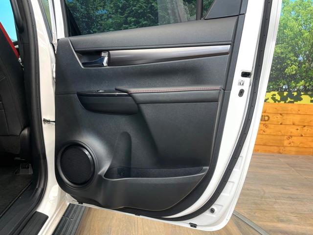 ハイラックス Ｚ　ＧＲスポーツ　禁煙車　９インチディスプレイオーディオ　全周囲カメラ　４ＷＤ　ディーゼル（軽油）　ターボ　プリクラッシュセーフティ　レーダークルーズ　ＬＥＤヘッド　ＥＴＣ　ドラレコ　パドルシフト　純正１８インチアルミ（65枚目）