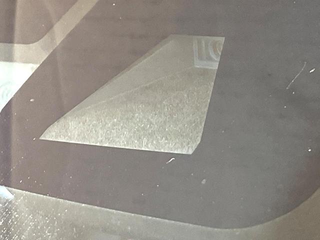 ハイラックス Ｚ　ＧＲスポーツ　禁煙車　純正９インチディスプレイオーディオ　全周囲カメラ　４ＷＤ　ディーゼル（軽油）　ターボ　セーフティセンス　レーダークルーズ　ＬＥＤヘッド　ＥＴＣ　ドラレコ　スマートキー　純正１８インチアルミ（5枚目）