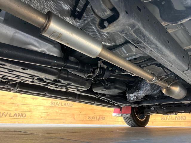 ハイラックス Ｚ　ＧＲスポーツ　禁煙車　純正９インチディスプレイオーディオ　全周囲カメラ　４ＷＤ　ディーゼル（軽油）　ターボ　セーフティセンス　レーダークルーズ　ＬＥＤヘッド　ＥＴＣ　ドラレコ　スマートキー　純正１８インチアルミ（22枚目）