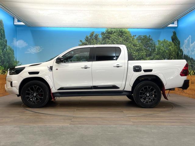 ハイラックス Ｚ　ＧＲスポーツ　禁煙車　純正９インチディスプレイオーディオ　全周囲カメラ　４ＷＤ　ディーゼル（軽油）　ターボ　セーフティセンス　レーダークルーズ　ＬＥＤヘッド　ＥＴＣ　ドラレコ　スマートキー　純正１８インチアルミ（25枚目）