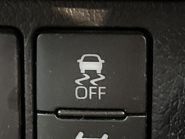 ハイラックス Ｚ　ＧＲスポーツ　禁煙車　純正９インチディスプレイオーディオ　全周囲カメラ　４ＷＤ　ディーゼル（軽油）　ターボ　セーフティセンス　レーダークルーズ　ＬＥＤヘッド　ＥＴＣ　ドラレコ　スマートキー　純正１８インチアルミ（51枚目）