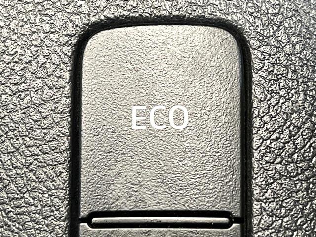 ハイラックス Ｚ　ＧＲスポーツ　禁煙車　純正９インチディスプレイオーディオ　全周囲カメラ　４ＷＤ　ディーゼル（軽油）　ターボ　セーフティセンス　レーダークルーズ　ＬＥＤヘッド　ＥＴＣ　ドラレコ　スマートキー　純正１８インチアルミ（56枚目）