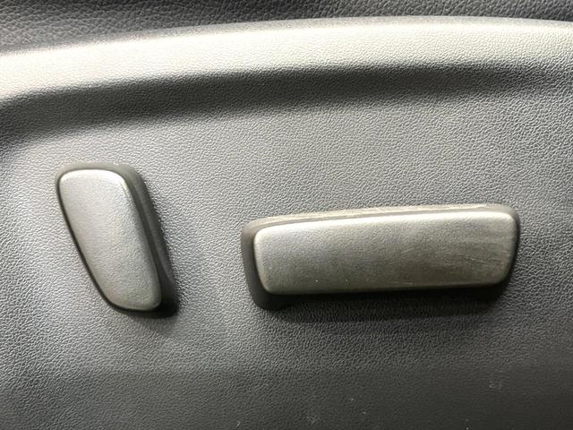 ハイラックス Ｚ　ＧＲスポーツ　禁煙車　純正９インチディスプレイオーディオ　全周囲カメラ　４ＷＤ　ディーゼル（軽油）　ターボ　セーフティセンス　レーダークルーズ　ＬＥＤヘッド　ＥＴＣ　ドラレコ　スマートキー　純正１８インチアルミ（58枚目）