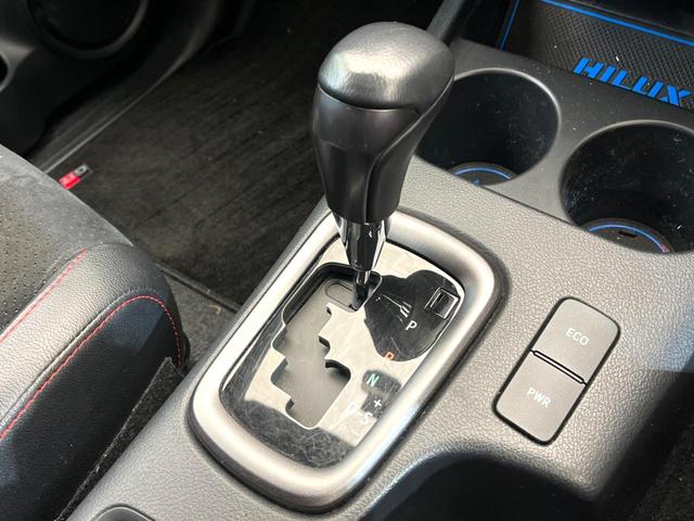 ハイラックス Ｚ　ＧＲスポーツ　禁煙車　純正９インチディスプレイオーディオ　全周囲カメラ　４ＷＤ　ディーゼル（軽油）　ターボ　セーフティセンス　レーダークルーズ　ＬＥＤヘッド　ＥＴＣ　ドラレコ　スマートキー　純正１８インチアルミ（61枚目）