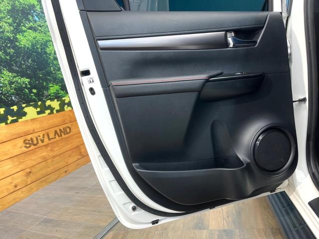 ハイラックス Ｚ　ＧＲスポーツ　禁煙車　純正９インチディスプレイオーディオ　全周囲カメラ　４ＷＤ　ディーゼル（軽油）　ターボ　セーフティセンス　レーダークルーズ　ＬＥＤヘッド　ＥＴＣ　ドラレコ　スマートキー　純正１８インチアルミ（64枚目）