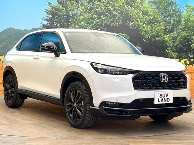 ヴェゼル ｅ：ＨＥＶ　ＲＳ　登録済未使用車　９インチホンダコネクトディスプレイ　全周囲カメラ　ブラインドスポットインフォメーション　アダプティブクルーズ　電動リアゲート　シートヒーター　ステアリングヒーター　パドルシフト（16枚目）