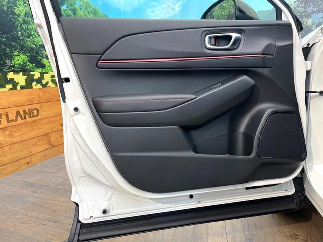 ヴェゼル ｅ：ＨＥＶ　ＲＳ　登録済未使用車　９インチホンダコネクトディスプレイ　全周囲カメラ　ブラインドスポットインフォメーション　アダプティブクルーズ　電動リアゲート　シートヒーター　ステアリングヒーター　パドルシフト（33枚目）
