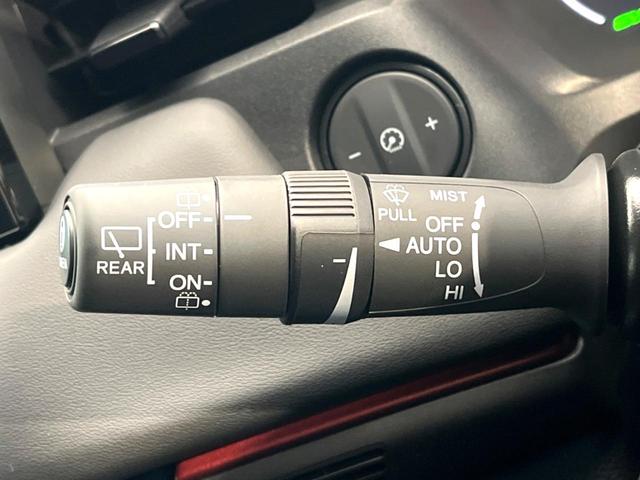 ヴェゼル ｅ：ＨＥＶ　ＲＳ　登録済未使用車　９インチホンダコネクトディスプレイ　全周囲カメラ　ブラインドスポットインフォメーション　アダプティブクルーズ　電動リアゲート　シートヒーター　ステアリングヒーター　パドルシフト（52枚目）