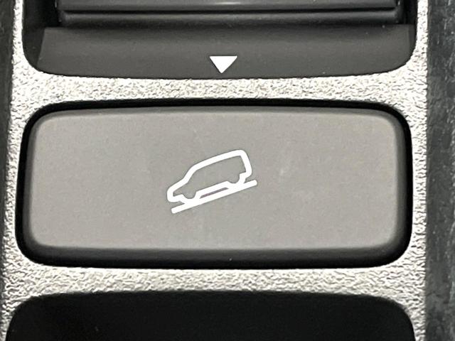 ヴェゼル ｅ：ＨＥＶ　ＲＳ　登録済未使用車　９インチホンダコネクトディスプレイ　全周囲カメラ　ブラインドスポットインフォメーション　アダプティブクルーズ　電動リアゲート　シートヒーター　ステアリングヒーター　パドルシフト（63枚目）