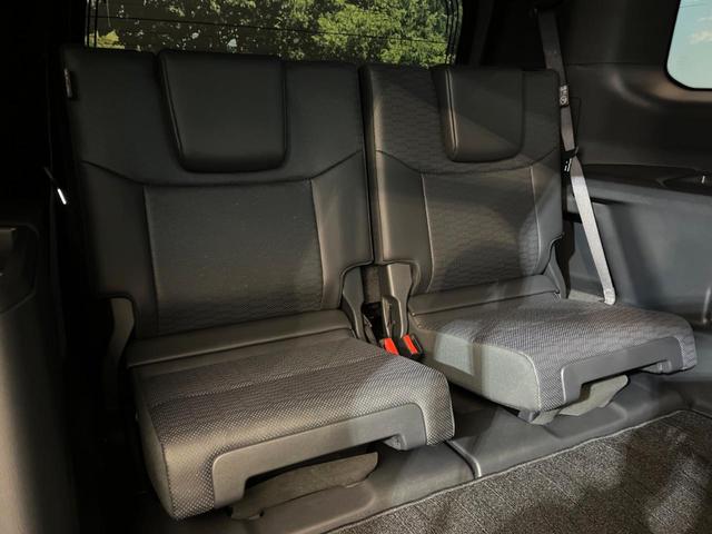 ランドクルーザー２５０ ＶＸ　禁煙車　４ＷＤ　サンルーフ　７人乗り　１２．３インチディスプレイオーディオ　全周囲カメラ　レーダークルーズ　電動リアゲート　シートベンチレーション　ブラインドスポットモニター　ＬＥＤヘッド　ＥＴＣ（10枚目）