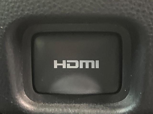 ヴォクシー ハイブリッドＳ－Ｚ　禁煙車　両側電動ドア　後席モニター　バックカメラ　衝突被害軽減システム　レーダークルーズ　ハーフレザーシート　コーナーセンサー　スマートキー　ＬＥＤヘッド　ＥＴＣ２．０　純正１７インチアルミ（42枚目）