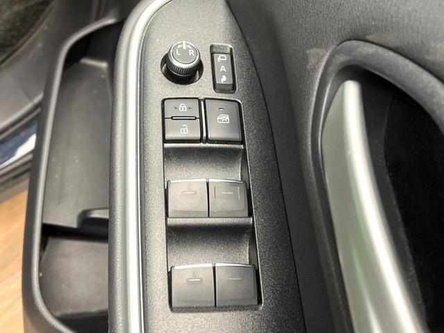 ヴォクシー ハイブリッドＳ－Ｚ　禁煙車　両側電動ドア　後席モニター　バックカメラ　衝突被害軽減システム　レーダークルーズ　ハーフレザーシート　コーナーセンサー　スマートキー　ＬＥＤヘッド　ＥＴＣ２．０　純正１７インチアルミ（49枚目）