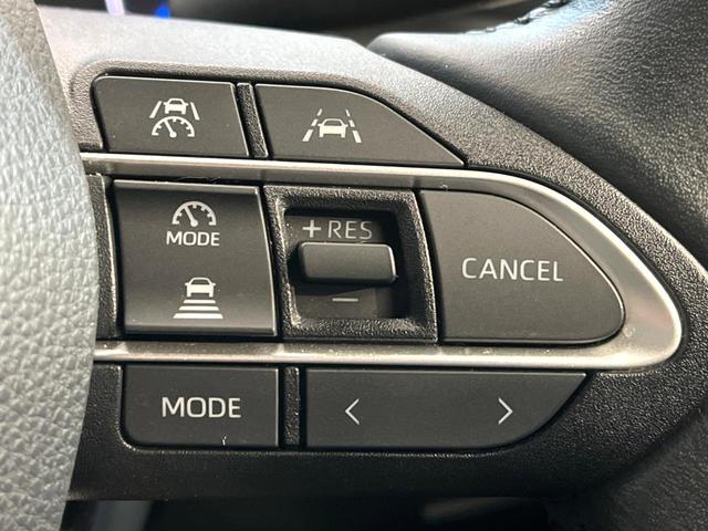 ヴォクシー ハイブリッドＳ－Ｚ　禁煙車　両側電動ドア　後席モニター　バックカメラ　衝突被害軽減システム　レーダークルーズ　ハーフレザーシート　コーナーセンサー　スマートキー　ＬＥＤヘッド　ＥＴＣ２．０　純正１７インチアルミ（52枚目）