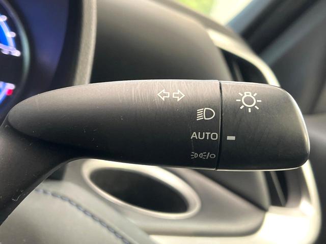 ヴォクシー ハイブリッドＳ－Ｚ　禁煙車　両側電動ドア　後席モニター　バックカメラ　衝突被害軽減システム　レーダークルーズ　ハーフレザーシート　コーナーセンサー　スマートキー　ＬＥＤヘッド　ＥＴＣ２．０　純正１７インチアルミ（54枚目）