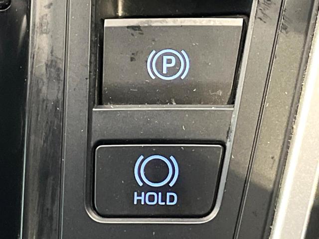 ヴォクシー ハイブリッドＳ－Ｚ　禁煙車　両側電動ドア　後席モニター　バックカメラ　衝突被害軽減システム　レーダークルーズ　ハーフレザーシート　コーナーセンサー　スマートキー　ＬＥＤヘッド　ＥＴＣ２．０　純正１７インチアルミ（56枚目）