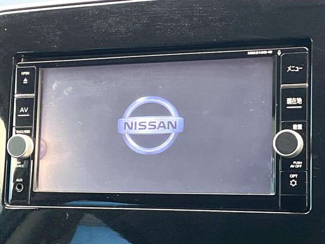 �y�����i�r�z�l�C�̏����i�r�𑕔����Ă���܂��B�i�r�̎g���₷���͂������A�I�[�f�B�I�@�\���[���I�L�����v�◷�s�͂������A�ʋ΂┃�����ȂǕ��i�̃h���C�u���y�����Ȃ�͂���