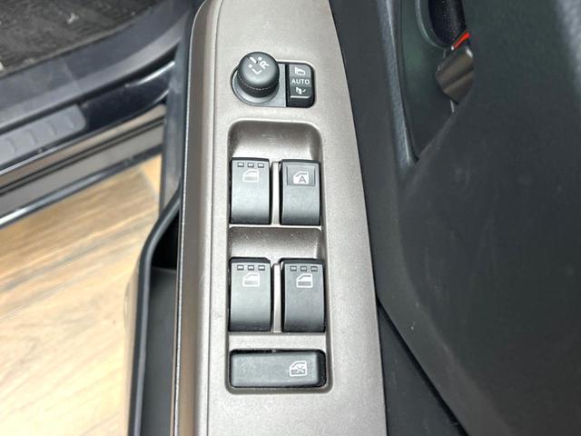 ルーミー Ｇ　禁煙車　９インチディスプレイオーディオ　全周囲カメラ　スマートアシスト　両側電動スライド　シートヒーター　ＬＥＤヘッド　スマートキー　クリアランスソナー　純正１４インチスチールホイール（55枚目）