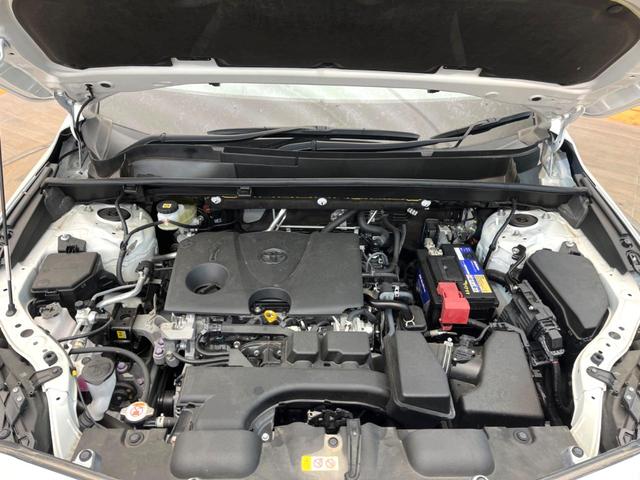 ハリアー Ｚ　禁煙車　１２．３インチディスプレイオーディオ　全周囲カメラ　ＪＢＬサウンド　セーフティセンス　レーダークルーズ　ブラインドスポットモニター　デジタルインナーミラー　ＬＥＤヘッド　純正１９インチアルミ（18枚目）