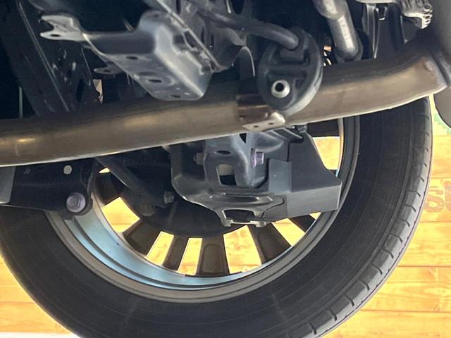 ハリアー Ｚ　禁煙車　１２．３インチディスプレイオーディオ　全周囲カメラ　ＪＢＬサウンド　セーフティセンス　レーダークルーズ　ブラインドスポットモニター　デジタルインナーミラー　ＬＥＤヘッド　純正１９インチアルミ（23枚目）