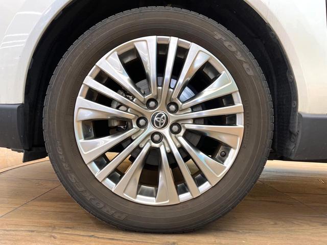 ハリアー Ｚ　禁煙車　１２．３インチディスプレイオーディオ　全周囲カメラ　ＪＢＬサウンド　セーフティセンス　レーダークルーズ　ブラインドスポットモニター　デジタルインナーミラー　ＬＥＤヘッド　純正１９インチアルミ（28枚目）