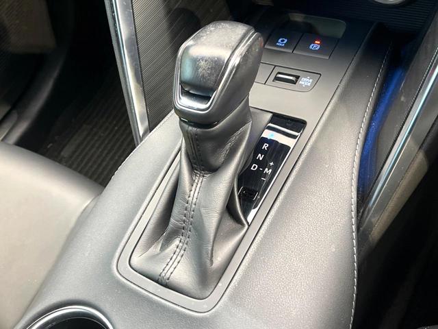 ハリアー Ｚ　禁煙車　１２．３インチディスプレイオーディオ　全周囲カメラ　ＪＢＬサウンド　セーフティセンス　レーダークルーズ　ブラインドスポットモニター　デジタルインナーミラー　ＬＥＤヘッド　純正１９インチアルミ（61枚目）