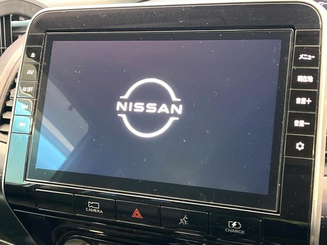 �y�����i�r�z�l�C�̏����i�r�𑕔����Ă���܂��B�i�r�̎g���₷���͂������A�I�[�f�B�I�@�\���[���I�L�����v�◷�s�͂������A�ʋ΂┃�����ȂǕ��i�̃h���C�u���y�����Ȃ�͂���