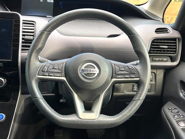 �y�����v�����X�e�A�����O�z�㎿�Ȋv���g�p���邱�ƂŁA��ɂ����������݂ƂĂ��^�]���₷���n���h���ł���