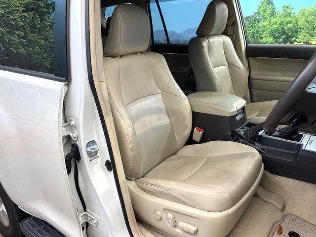 ランドクルーザープラド ＴＸ　Ｌパッケージ　４ＷＤ　７人乗り　純正ＳＤナビ　バックカメラ　セーフティセンス　レーダークルーズ　禁煙車　レザーシート　前席シートエアコン　ドラレコ　コーナーセンサー　スマートキー　ＬＥＤヘッド　ルーフレール（8枚目）