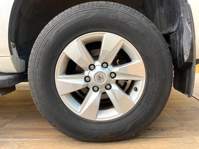 ランドクルーザープラド ＴＸ　Ｌパッケージ　４ＷＤ　７人乗り　純正ＳＤナビ　バックカメラ　セーフティセンス　レーダークルーズ　禁煙車　レザーシート　前席シートエアコン　ドラレコ　コーナーセンサー　スマートキー　ＬＥＤヘッド　ルーフレール（25枚目）