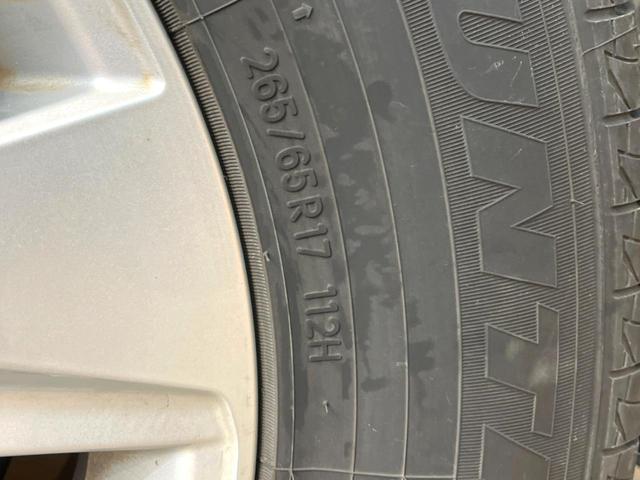 ランドクルーザープラド ＴＸ　Ｌパッケージ　４ＷＤ　７人乗り　純正ＳＤナビ　バックカメラ　セーフティセンス　レーダークルーズ　禁煙車　レザーシート　前席シートエアコン　ドラレコ　コーナーセンサー　スマートキー　ＬＥＤヘッド　ルーフレール（27枚目）