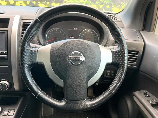 エクストレイル ２０Ｘｔｔ　禁煙車　４ＷＤ　純正ナビ　バックカメラ　全席シートヒーター　スマートキー　ＨＩＤヘッド　ルーフレール　ＥＴＣ　オートハイビーム　オートライト　オートエアコン　ＣＤ　ＤＶＤ再生　フルセグ（11枚目）