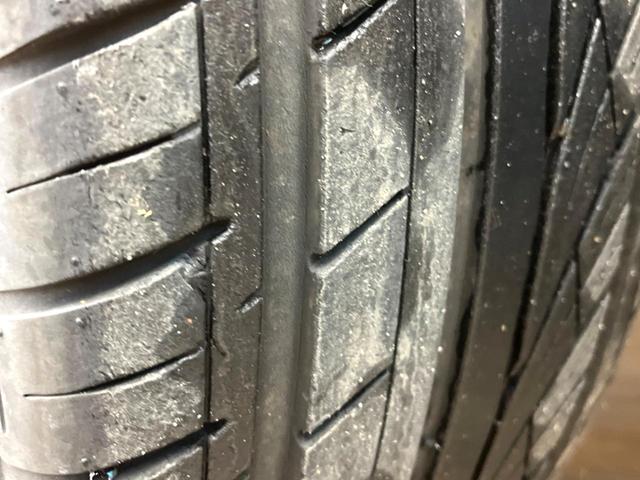 エクストレイル ２０Ｘｔｔ　禁煙車　４ＷＤ　純正ナビ　バックカメラ　全席シートヒーター　スマートキー　ＨＩＤヘッド　ルーフレール　ＥＴＣ　オートハイビーム　オートライト　オートエアコン　ＣＤ　ＤＶＤ再生　フルセグ（26枚目）